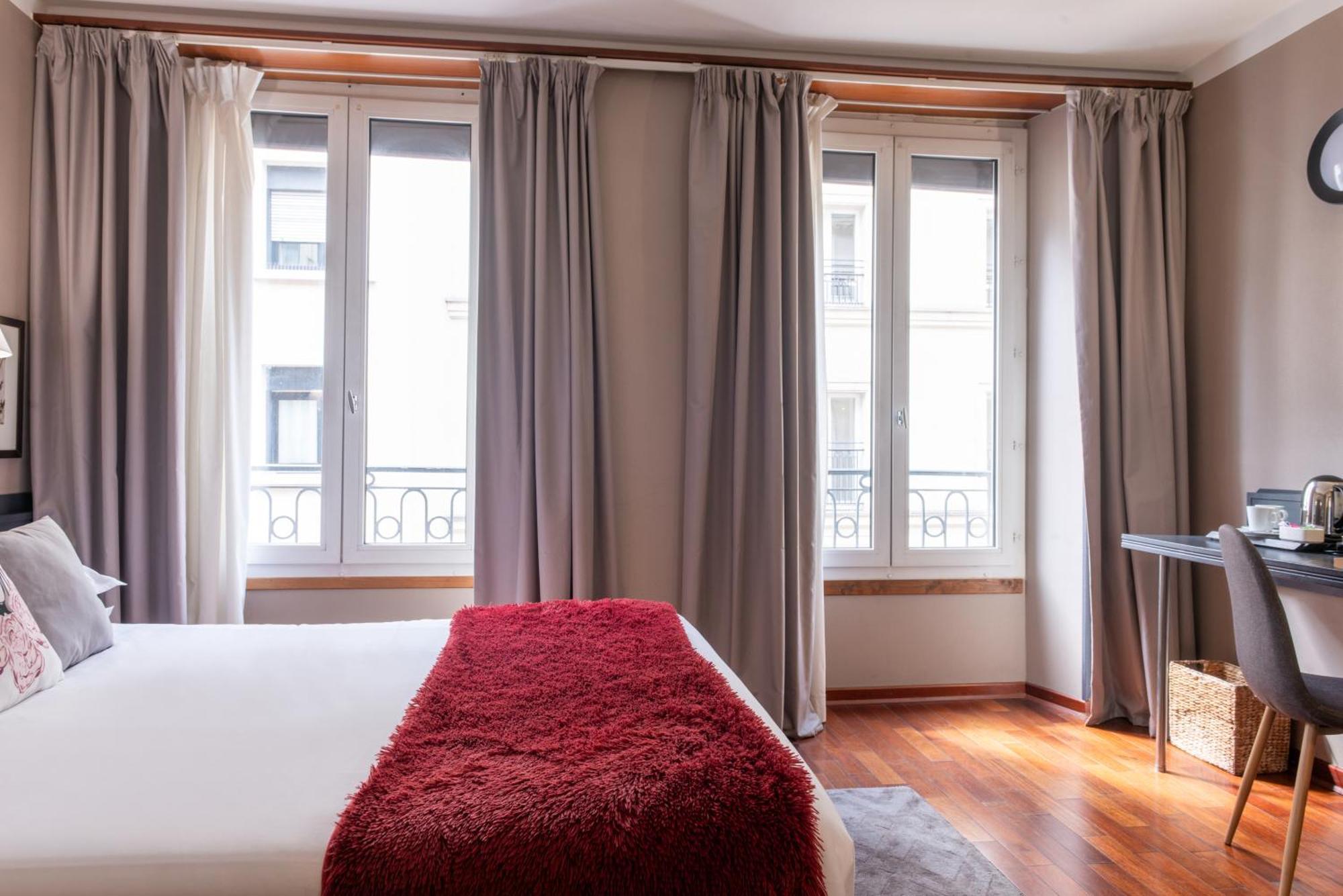 Deluxe Double or Twin Room,1586117689:JPEG